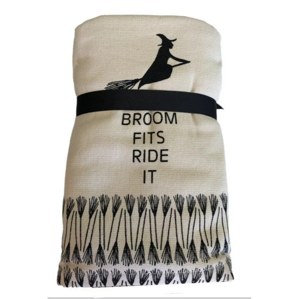 Casaba Halloween Witch Hand Towels Bath Set of 2 Witch Broom Beige Spooky Scary